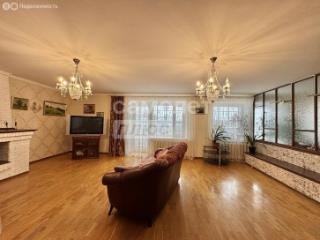 4-комн., 177.6 м², 8/9 этаж