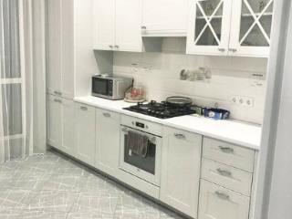 3-комн., 80 м², 1/9 этаж