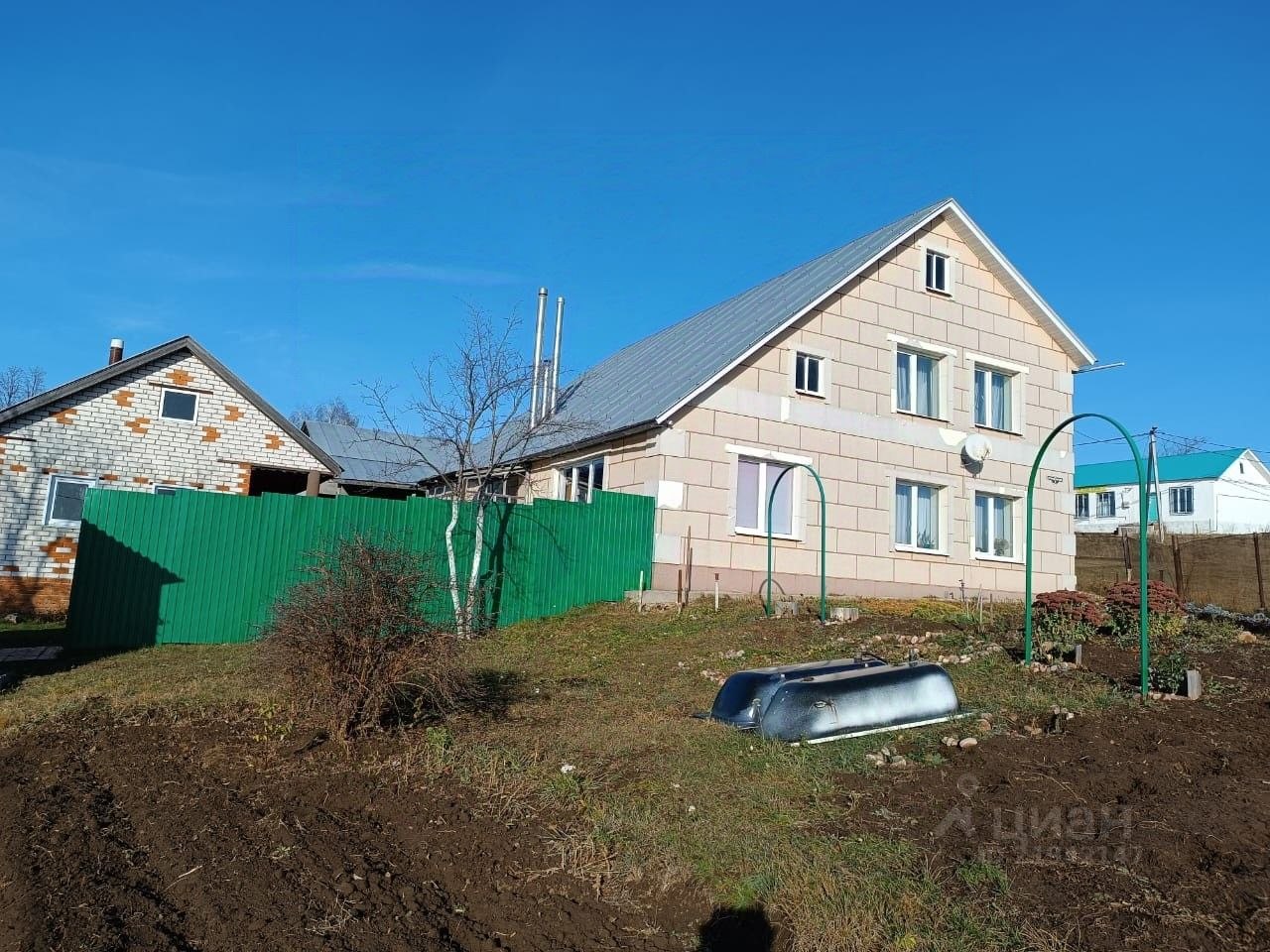 Купить дом на Школьной улице в деревне Хачики в Чебоксарском районе — 12  объявлений о продаже загородных домов на МирКвартир с ценами и фото