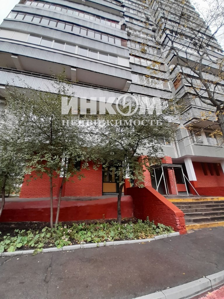 Купить квартиру на Онежской улице, 42/36 в Москве — 3 375 объявлений по  продаже квартир на МирКвартир