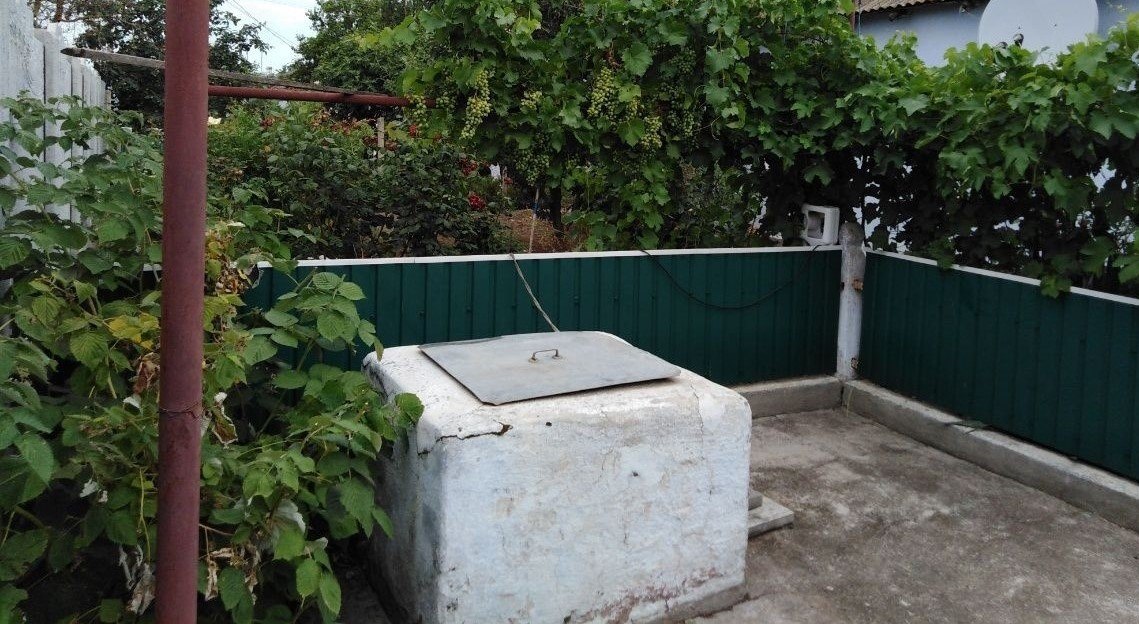 Погреб, два гаража и хозяйственные постройки впридачу к квартире. Фото: avito.ru