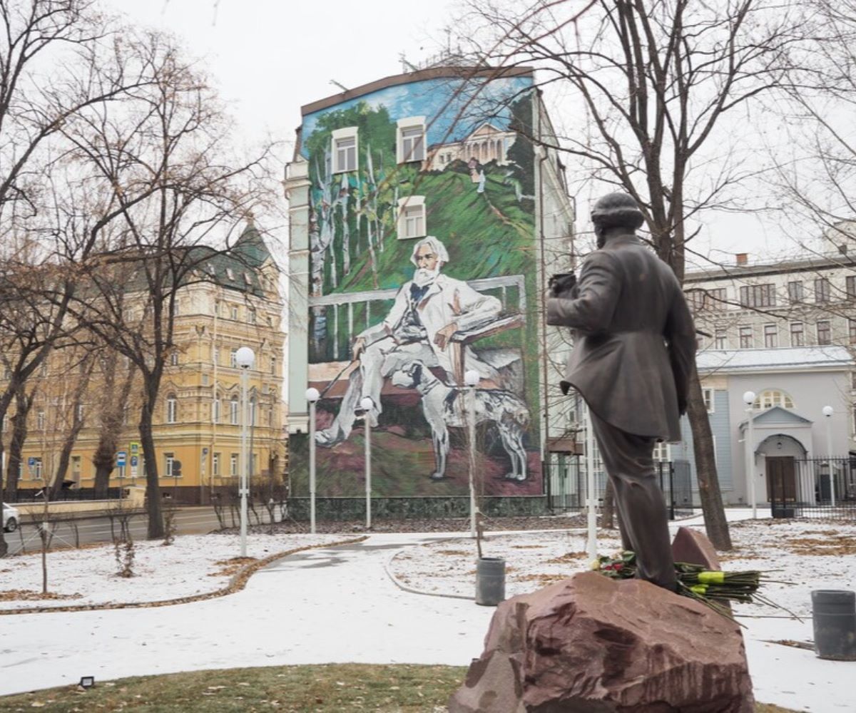 Москва Тургенева. Где жили Герасим и Муму, где был дом с зелеными львами из  романа «Дым» и какая усадьба связала Тургенева и Гоголя — Обзоры рынка  недвижимости в интернет-журнале МИР КВАРТИР